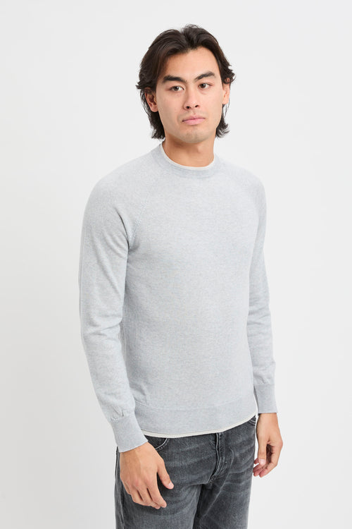Crew neck sweater with contrasting profiles
