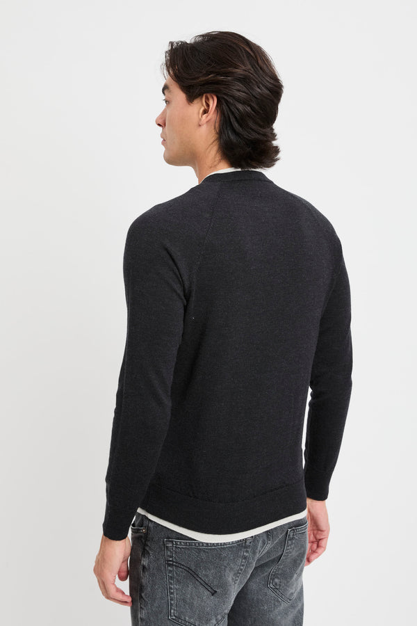 Maglia girocollo con profili a contrasto - 6