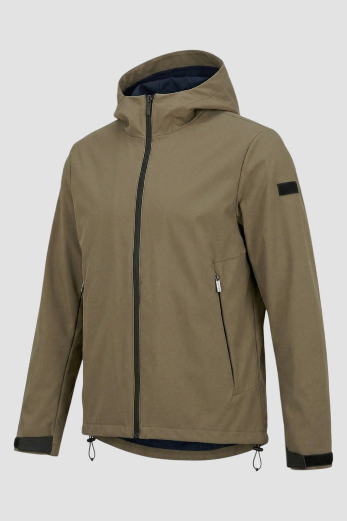 montecristo-light-rev-jkt-2