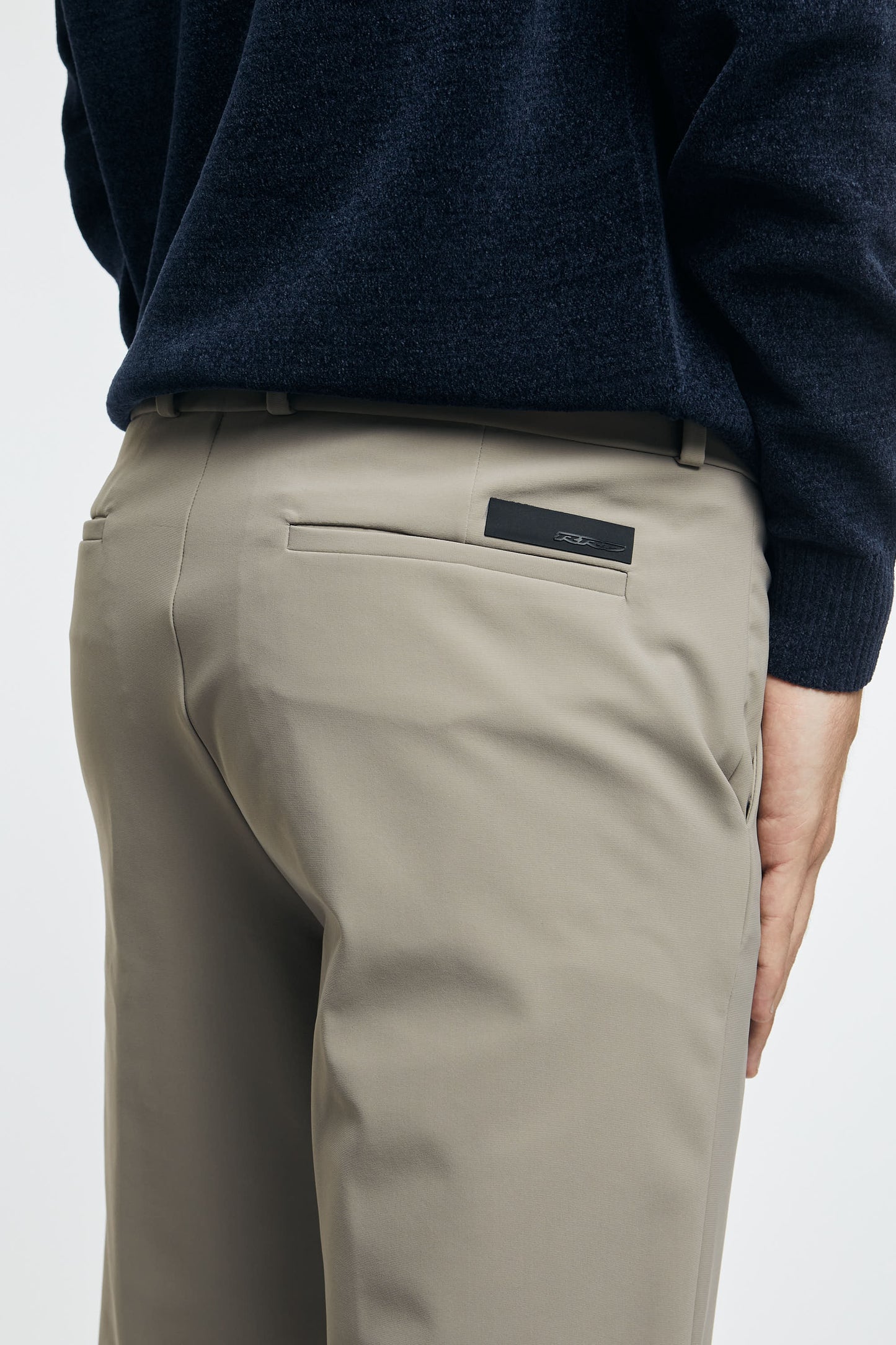RRD Pantalone Chino in Poliammide/Elastan Grigio con Dettagli Tortora - 6