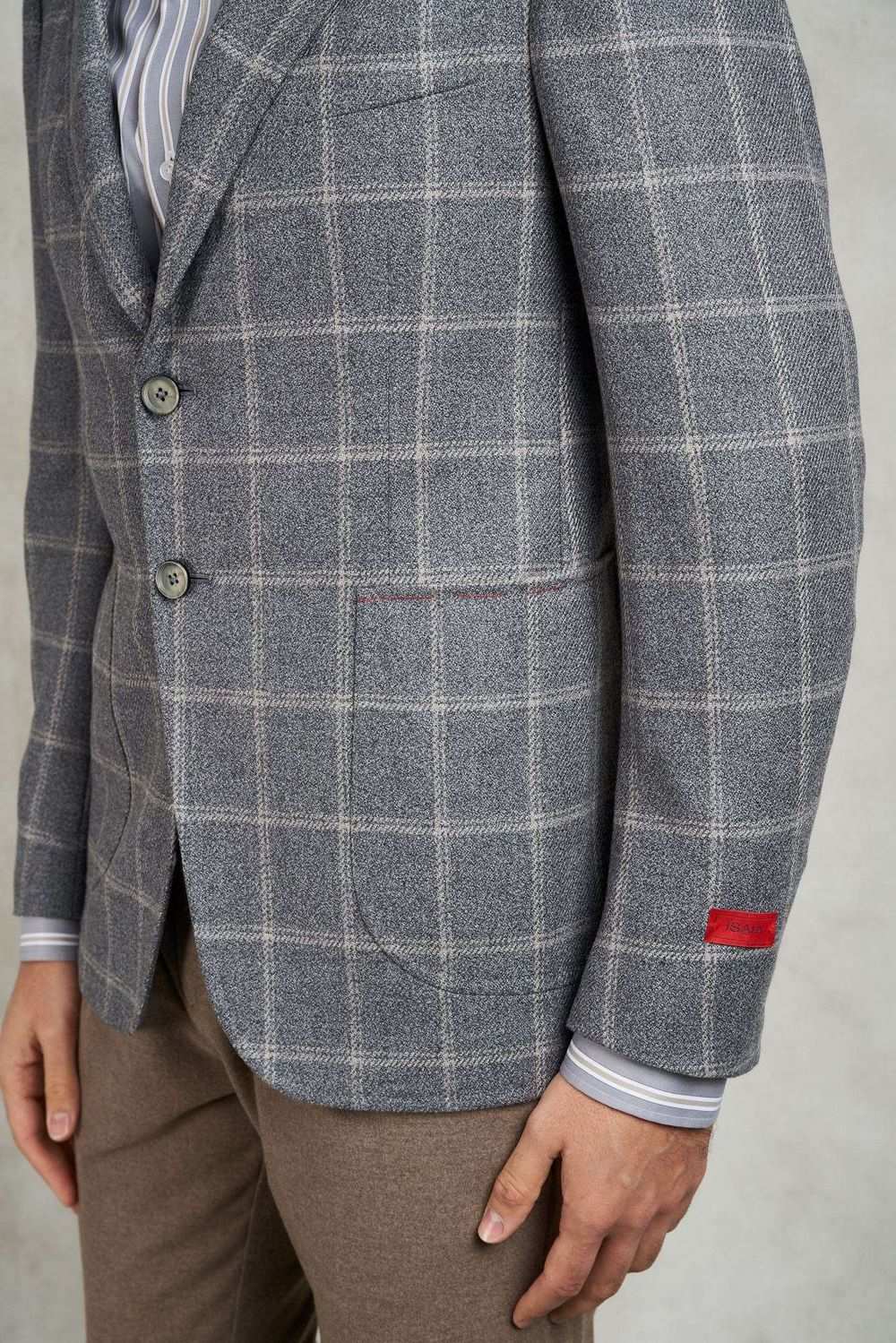 Two-button jacket in wool and silk-5