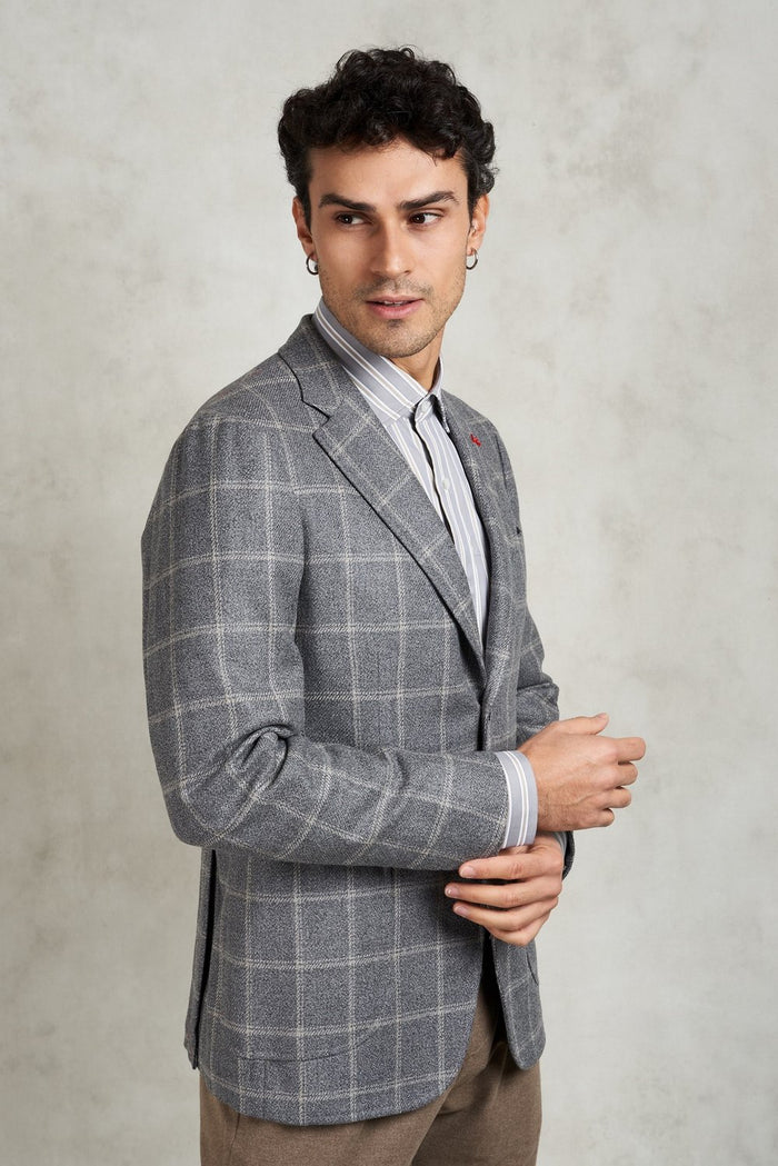 two-button-jacket-in-wool-and-silk-2