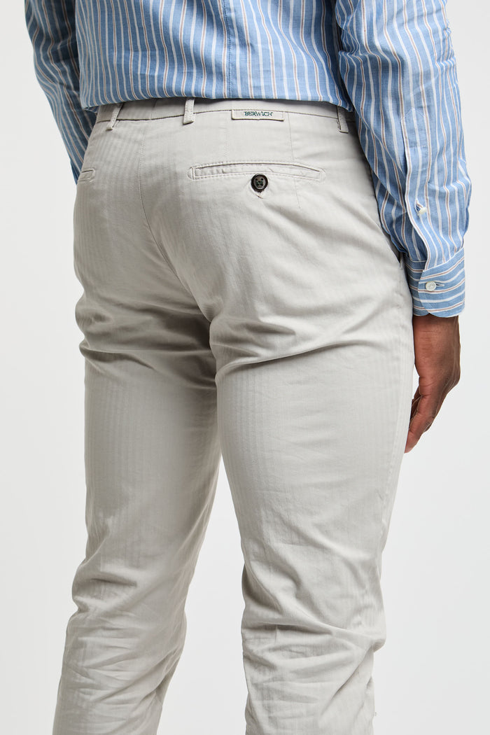 pantalone-in-tessuto-rescato-6