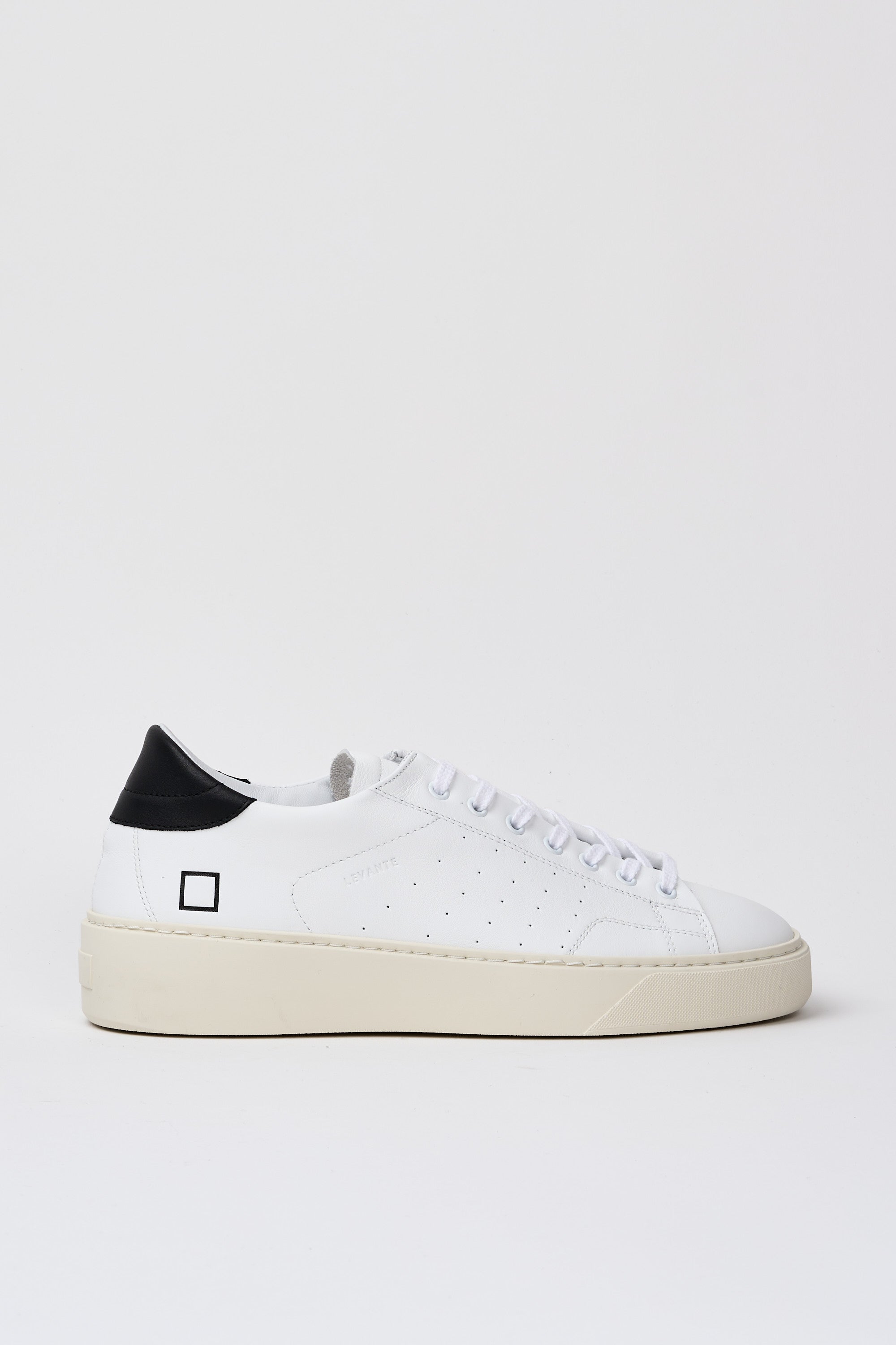 D.A.T.E. Sneaker Levante Leather White/Black-1