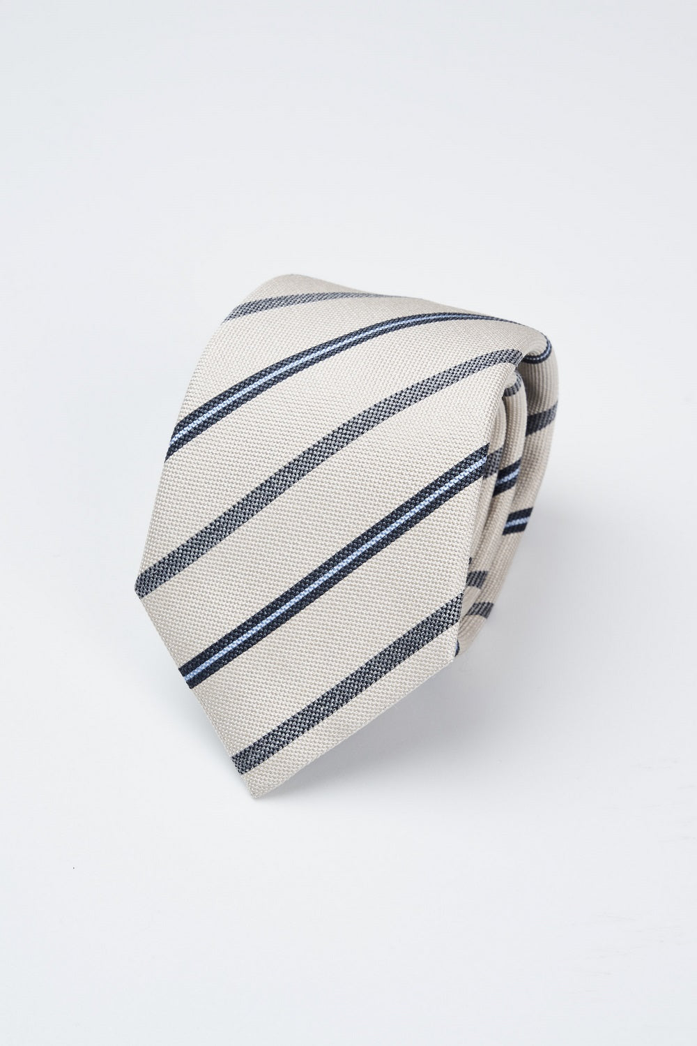 Cravatta in pura seta jacquard a righe-1