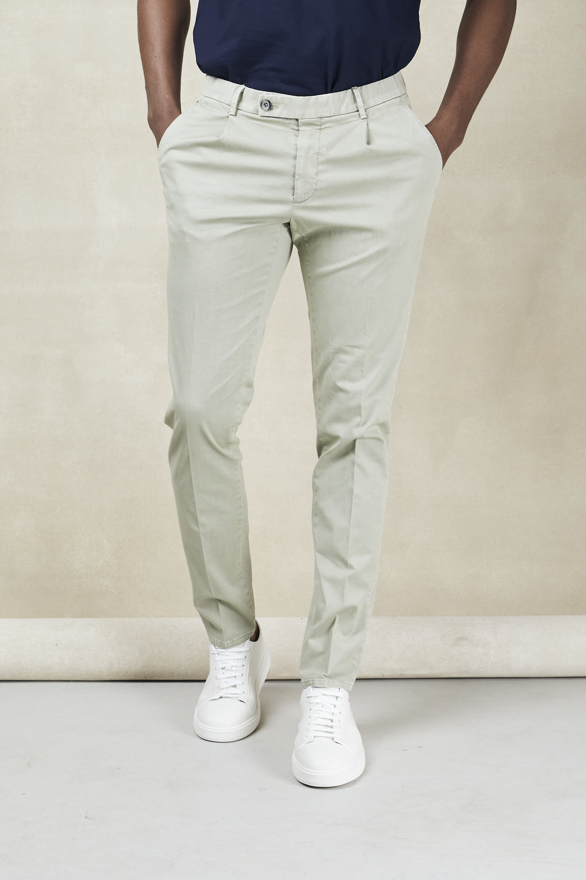Riccardo trousers in cover stretch cotton-1