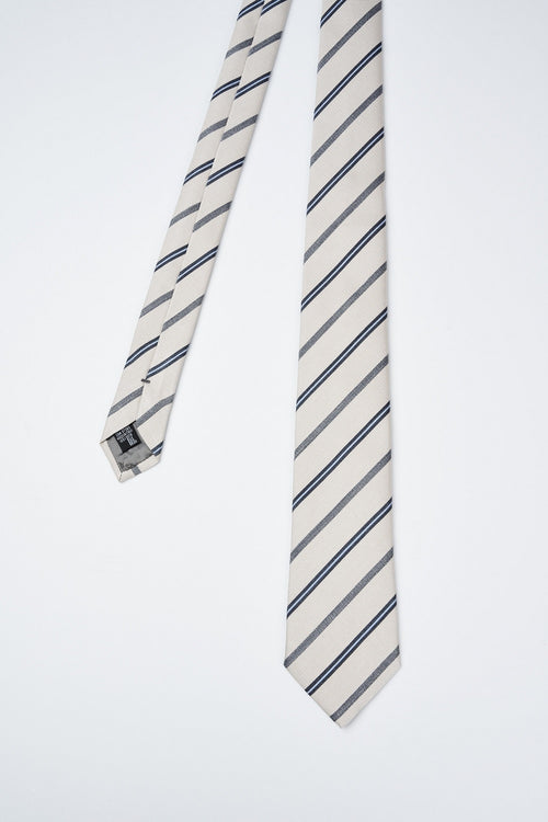 Cravatta in pura seta jacquard a righe-2